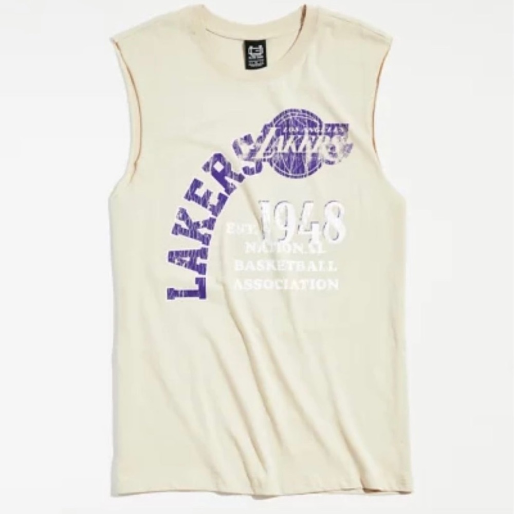 Lakers tee
